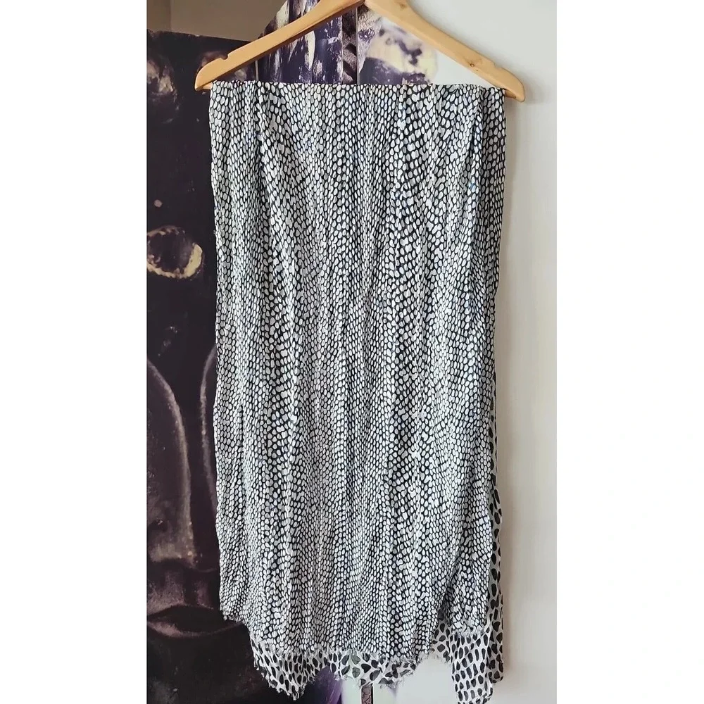 BANANA‎ REPUBLIC Multi Animal Print Frayed Trim Shawl Scarf One Size